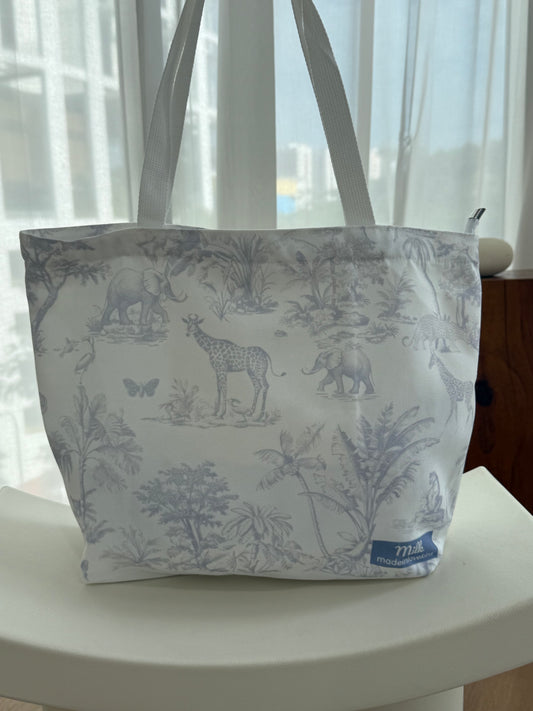 Mama’s Tote Safari Tales (Blue)